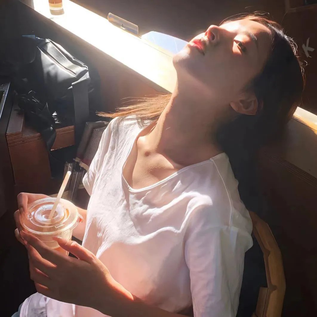 好女三头瞒